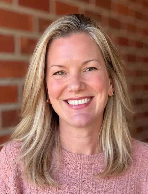 Headshot of Marika Galvin